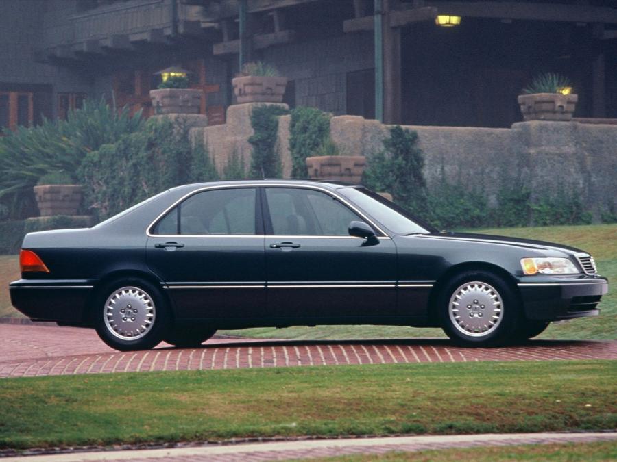  Acura RL 3.5 (KA9) 1996 года  (фото 3 из 10)